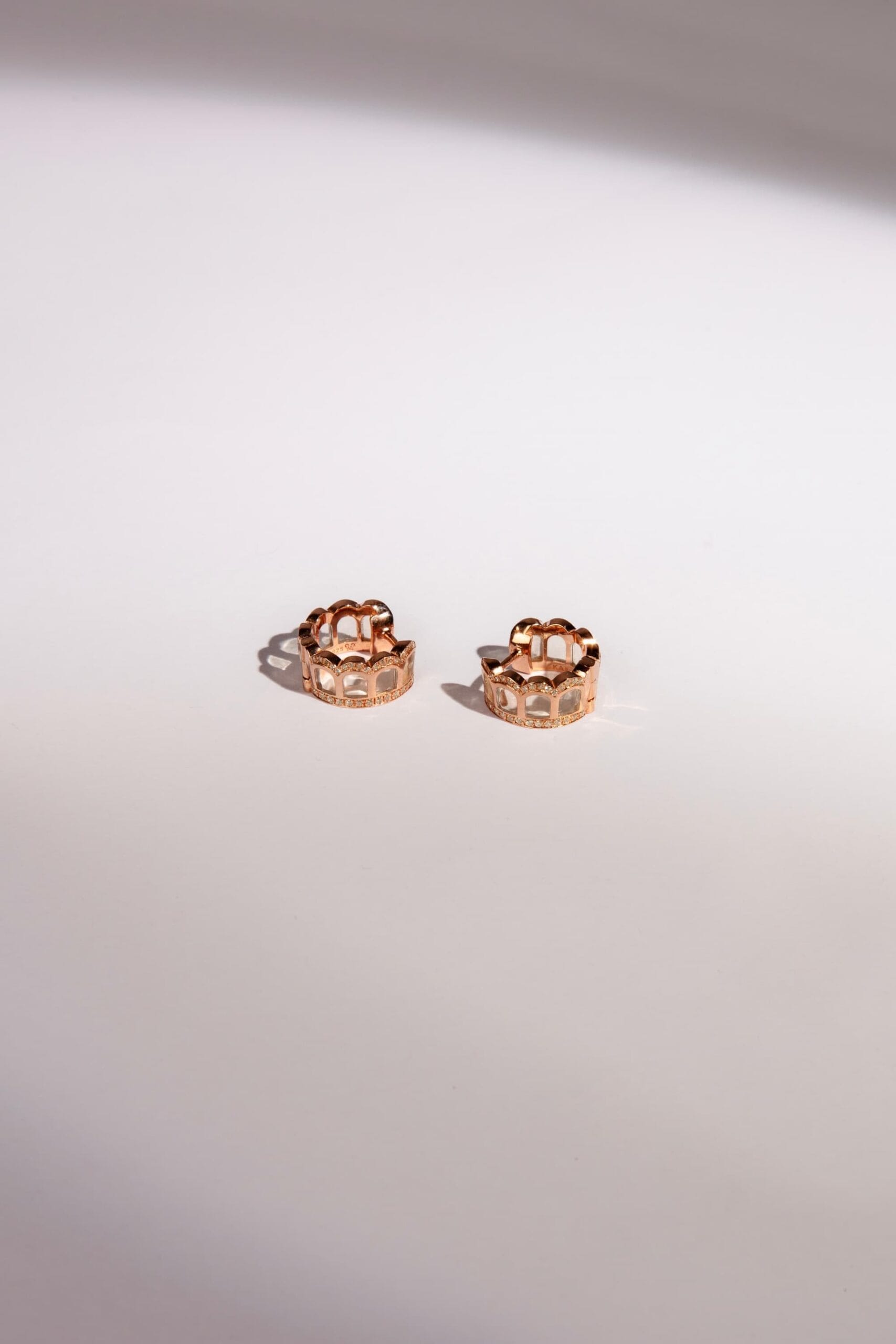 Salma Ear Hanging Windows